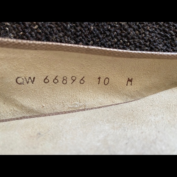 Stuart Weitzman flats in excellent condition - Picture 5 of 7